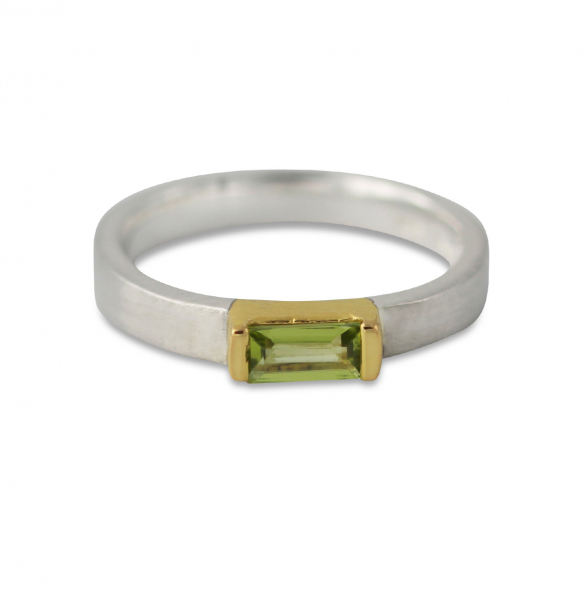 Silberring mit 6x3mm Peridot, 18ct vergoldet