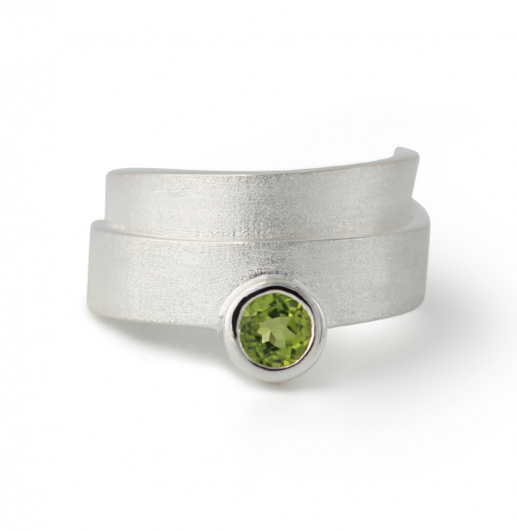 Silberring mit Peridot | Helix